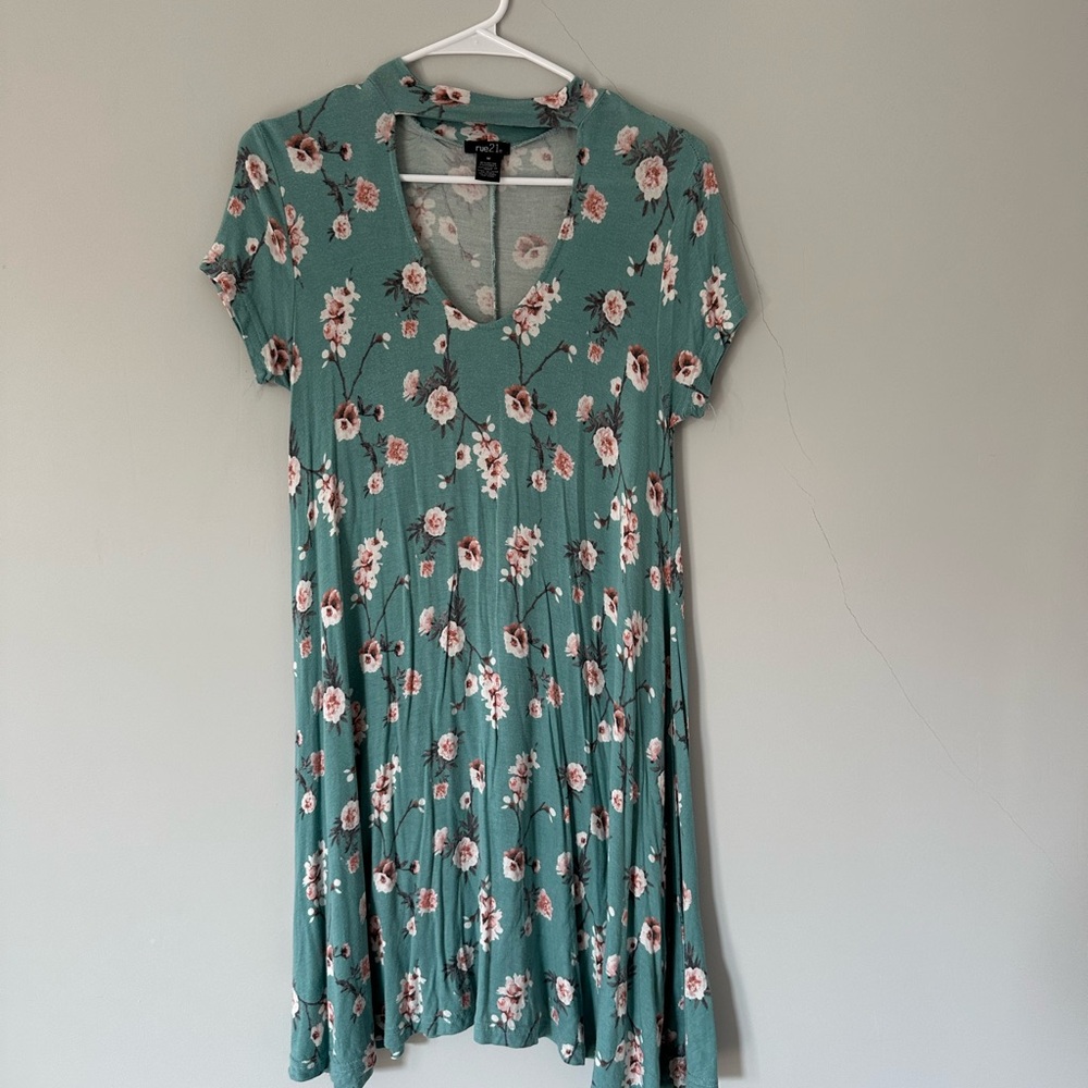 Rue21 Green Midi Sundress with Flutter Sleeves